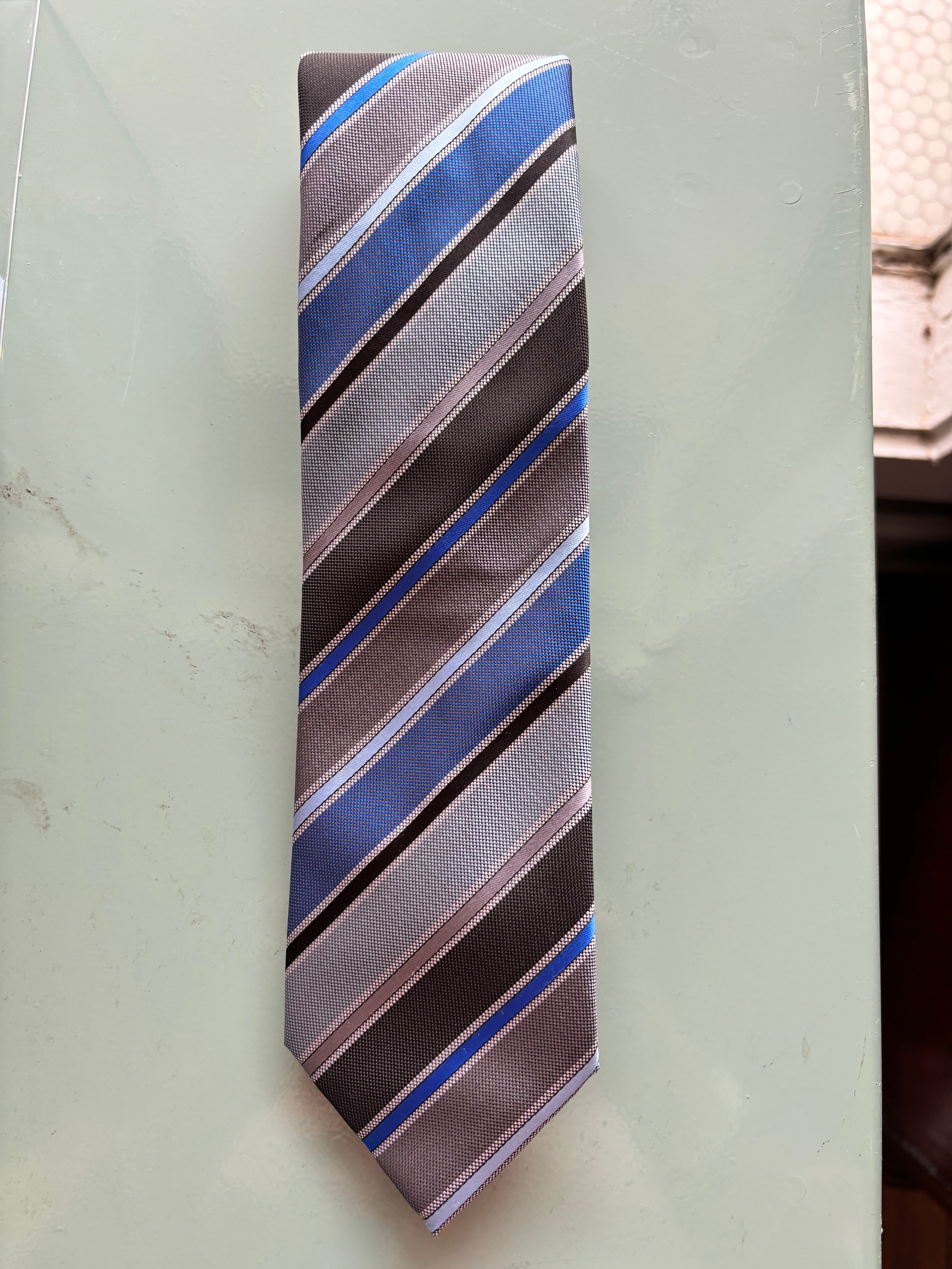 Saddlebred Tie Blue strip